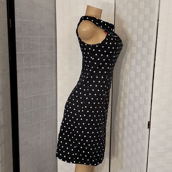 WHITE HOUSE BLACK MARKET  WHITE POLKA DOT DRESS - Picture 5 of 12